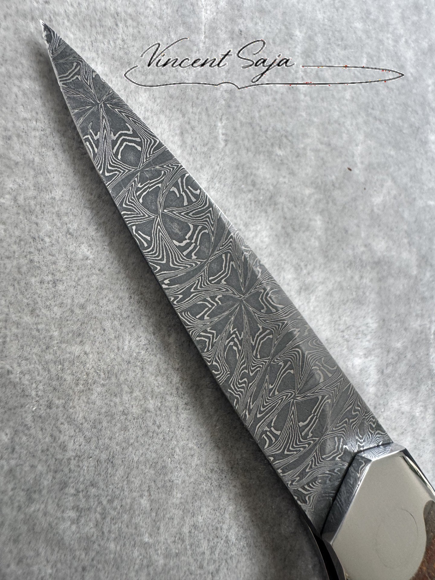 COUTEAU PLIANT (Marra Mamba)