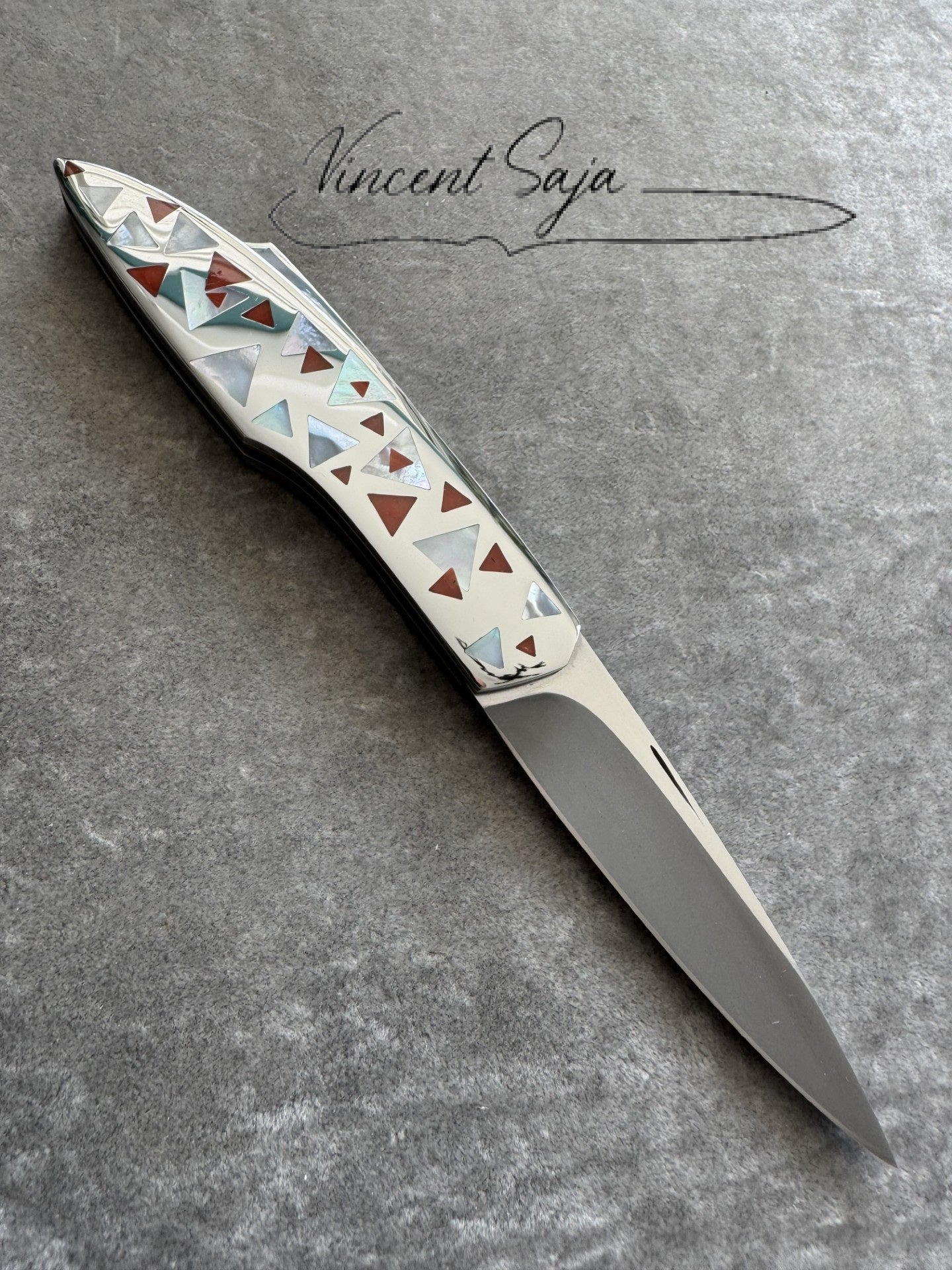 COUTEAU PLIANT (nacre et corail)