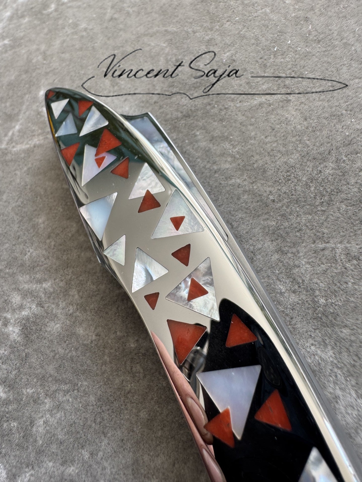 COUTEAU PLIANT (nacre et corail)